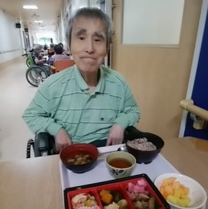 39年前となると、青函トンネル開通、日航ジャンボ機墜落事件がありました。松田聖子さんと神田正輝さんが結婚されたのもこの年です。