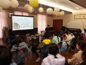 地元の小学生が来苑！