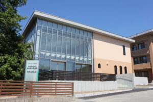 施設を移転いたしました